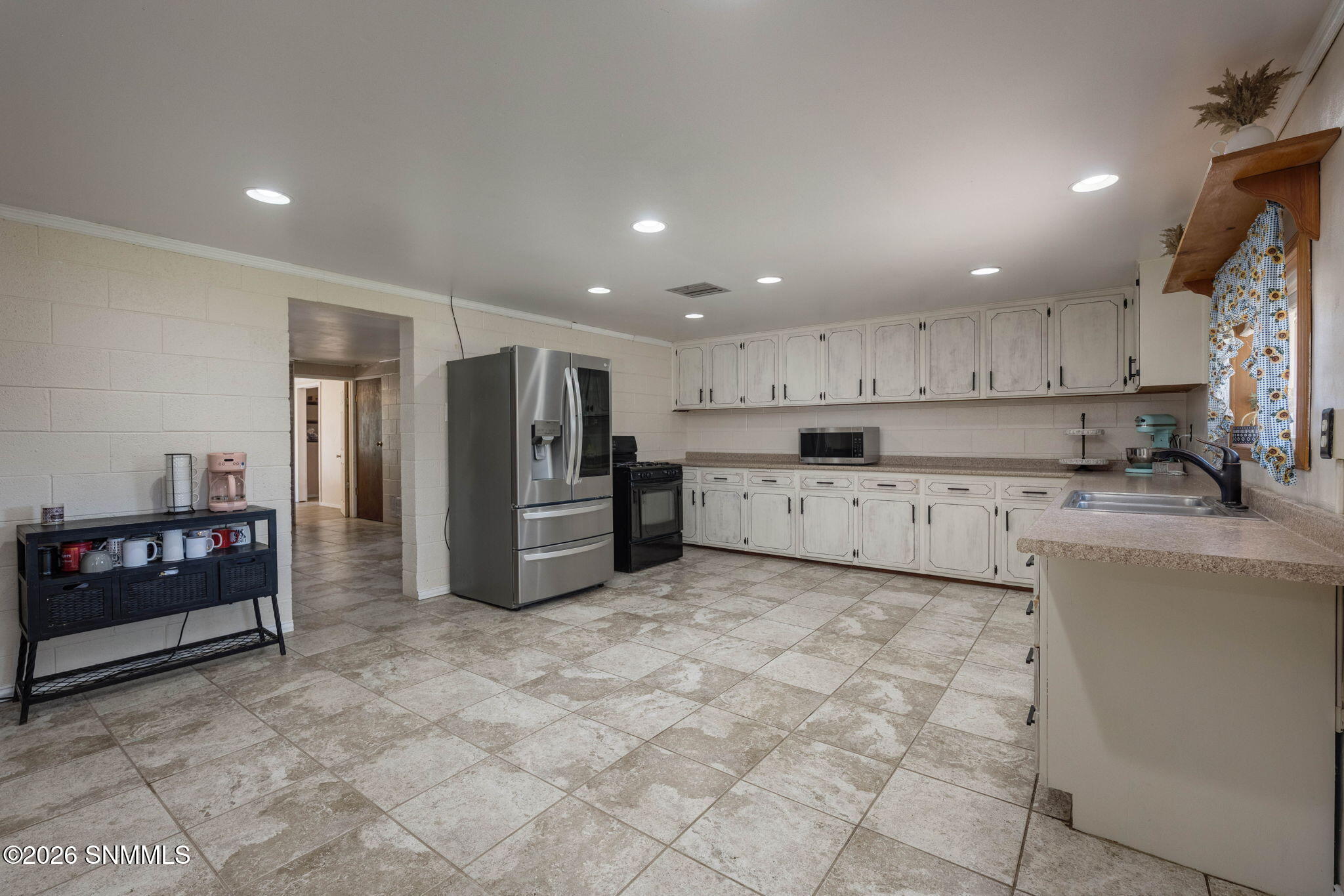 8-web-or-mls-Snappin Homes (Aliyah807)-8