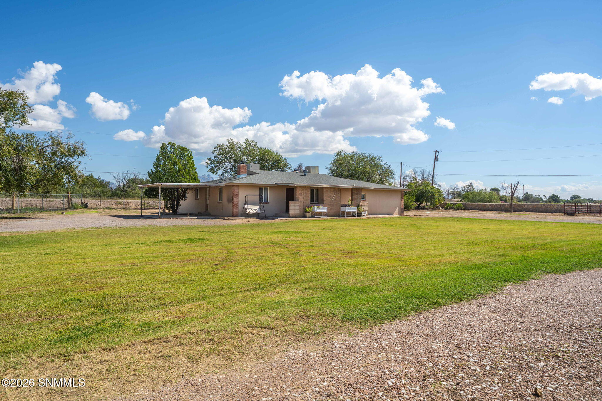 2-web-or-mls-Snappin Homes (Aliyah807)-2