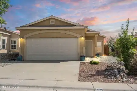 4490 Hillsboro Loop, Las Cruces, New Mexico 88012, 3 Bedrooms Bedrooms, ,2 BathroomsBathrooms,Residential,For Sale,Hillsboro,2603222