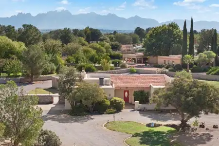 150 Horseshoe Circle, Las Cruces, New Mexico 88007, 3 Bedrooms Bedrooms, ,2.5 BathroomsBathrooms,Residential,For Sale,Horseshoe,2603229