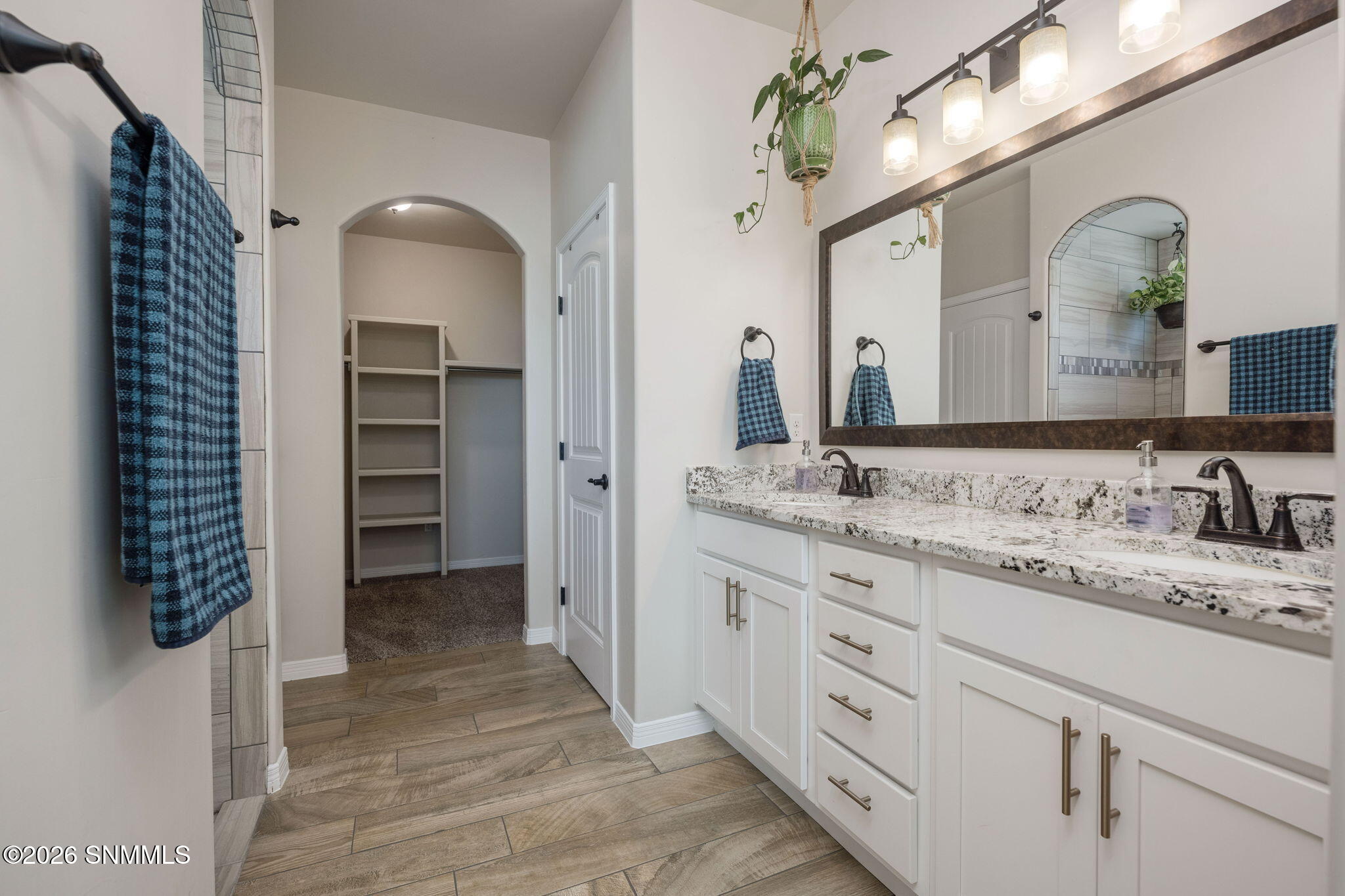 23-web-or-mls-Snappin Homes (Chance2938)