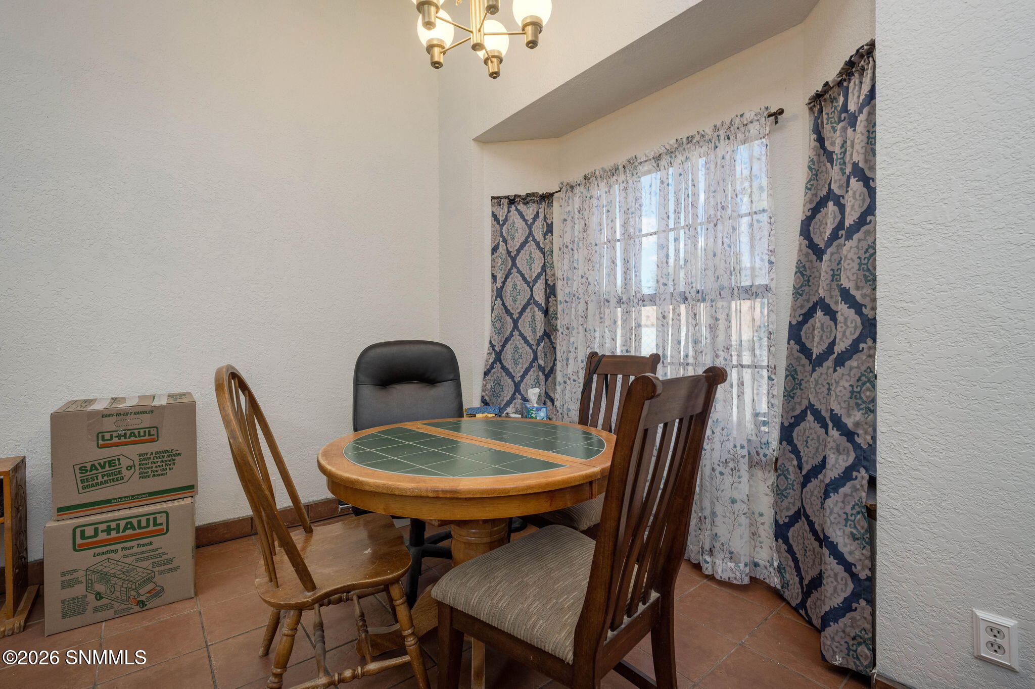 9-web-or-mls-Snappin Homes (Briarwood205