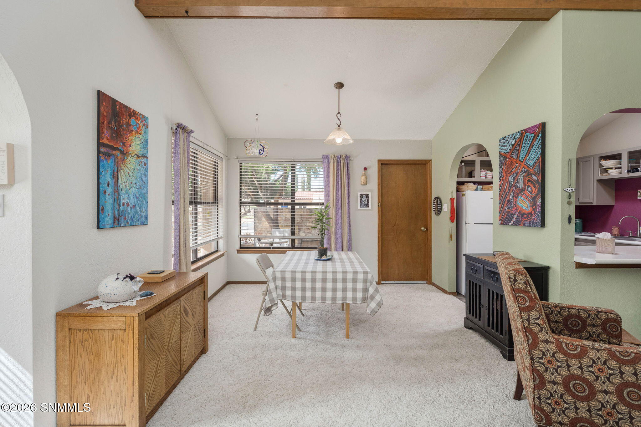 18-web-or-mls-Snappin Homes (Camelot2008