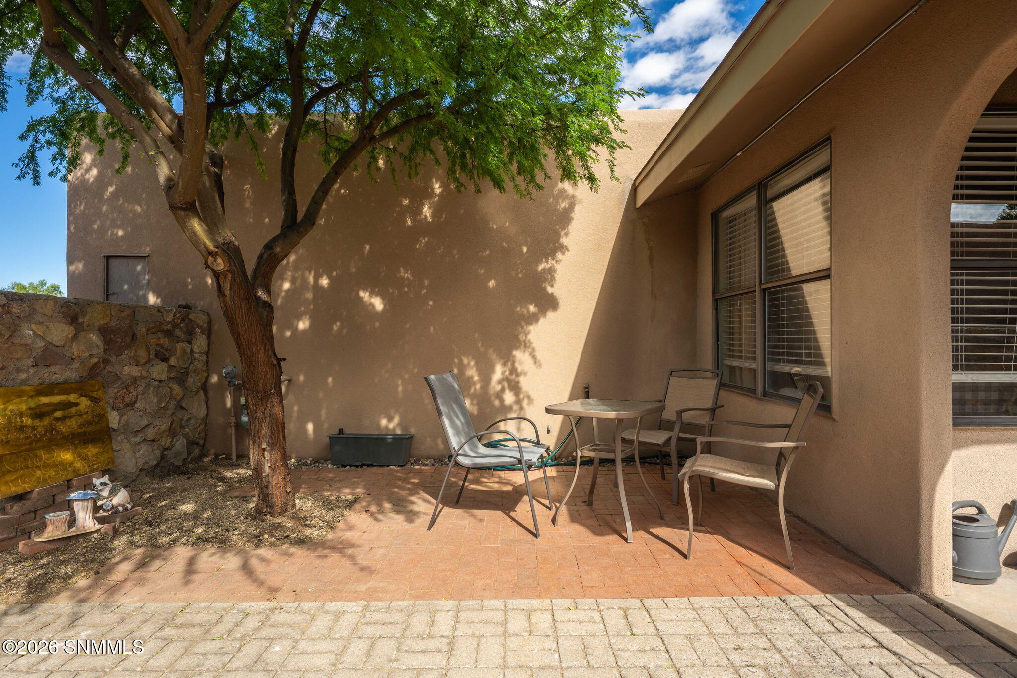 5-web-or-mls-Snappin Homes (Camelot2008)