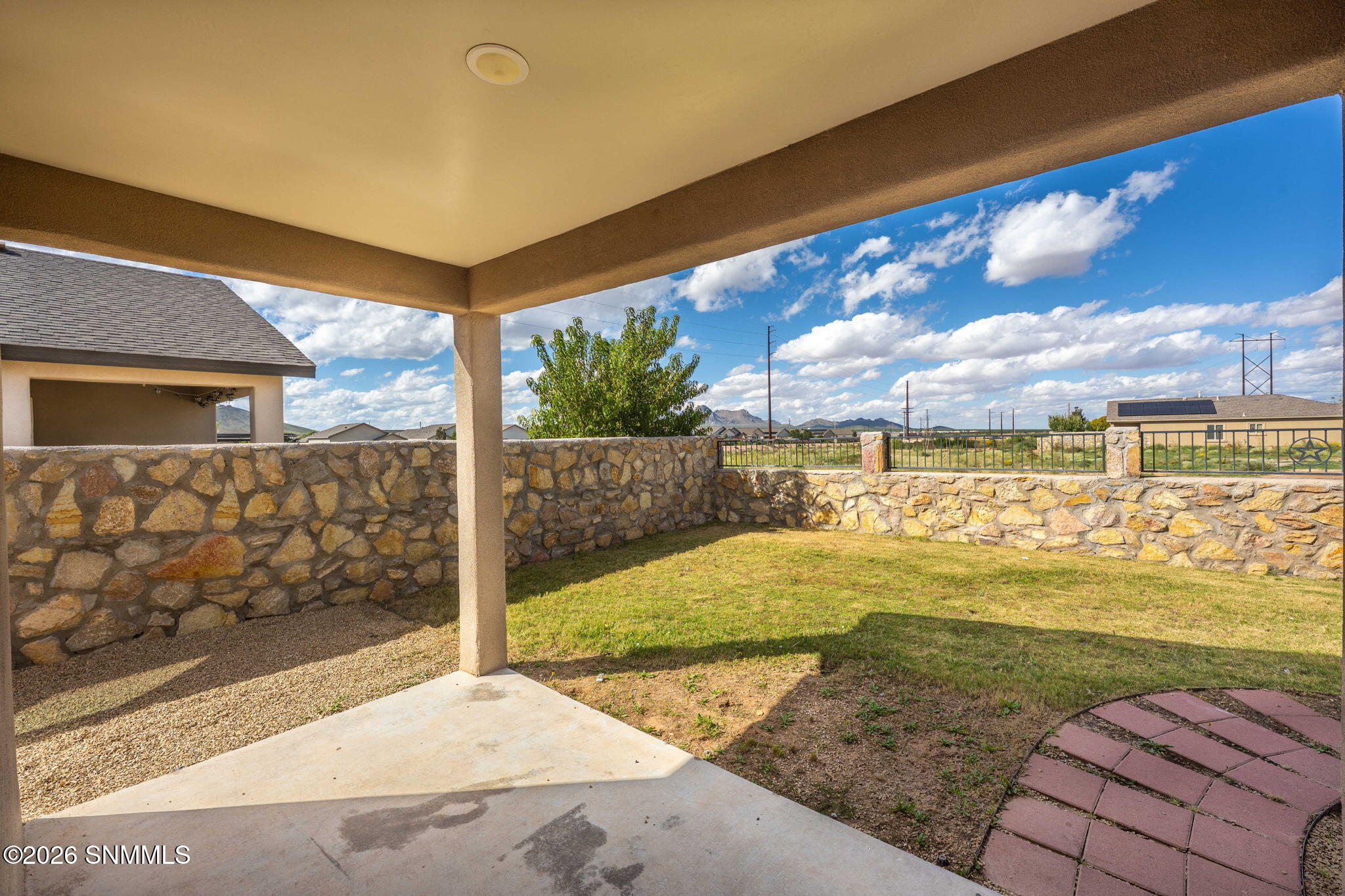 27-web-or-mls-Snappin Homes (Sirocco4795
