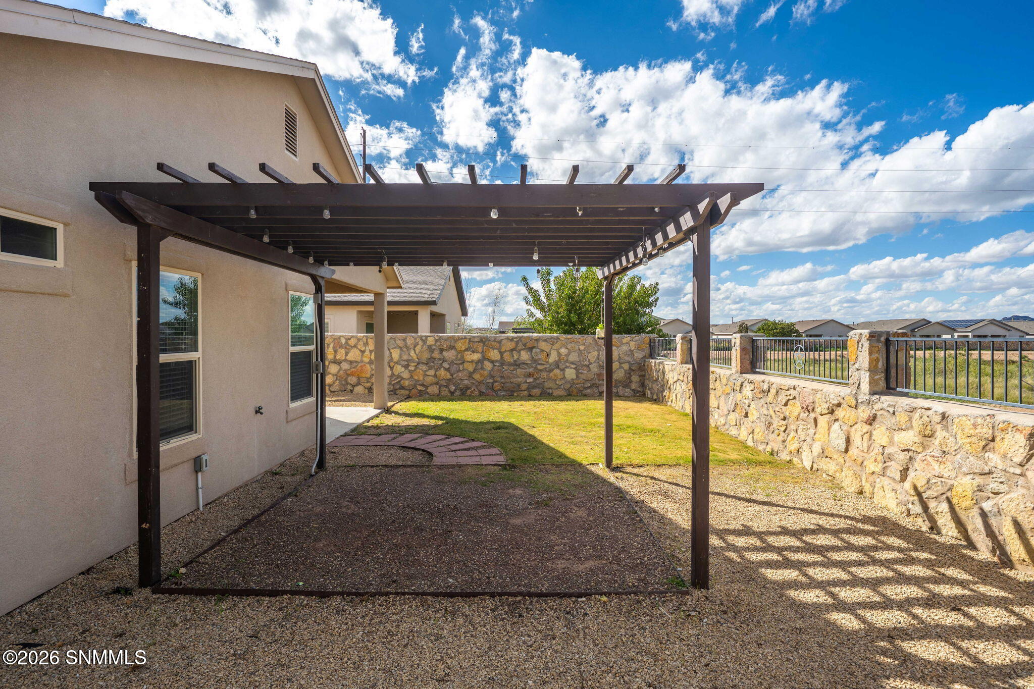 34-web-or-mls-Snappin Homes (Sirocco4795