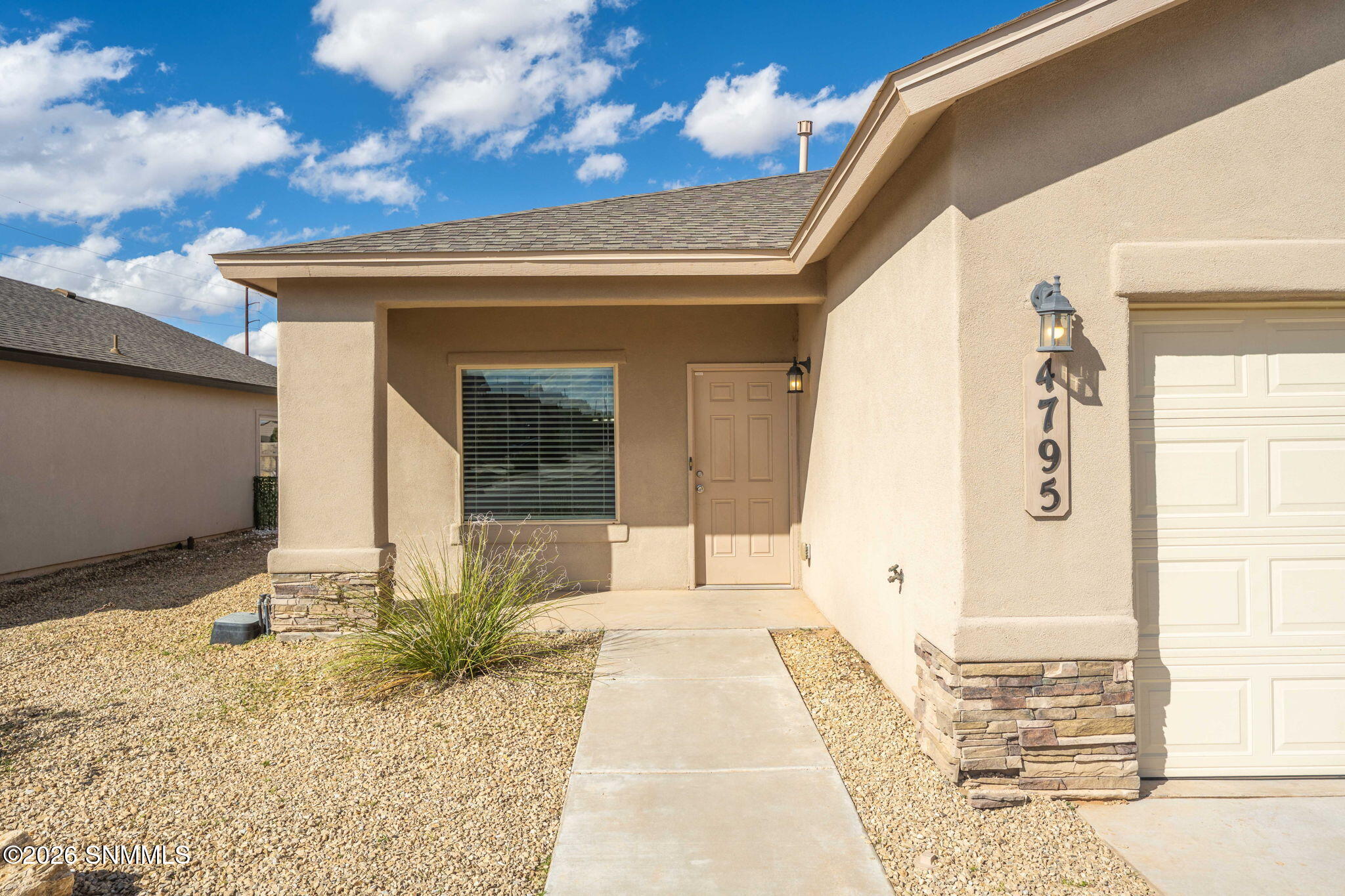 4-web-or-mls-Snappin Homes (Sirocco4795)