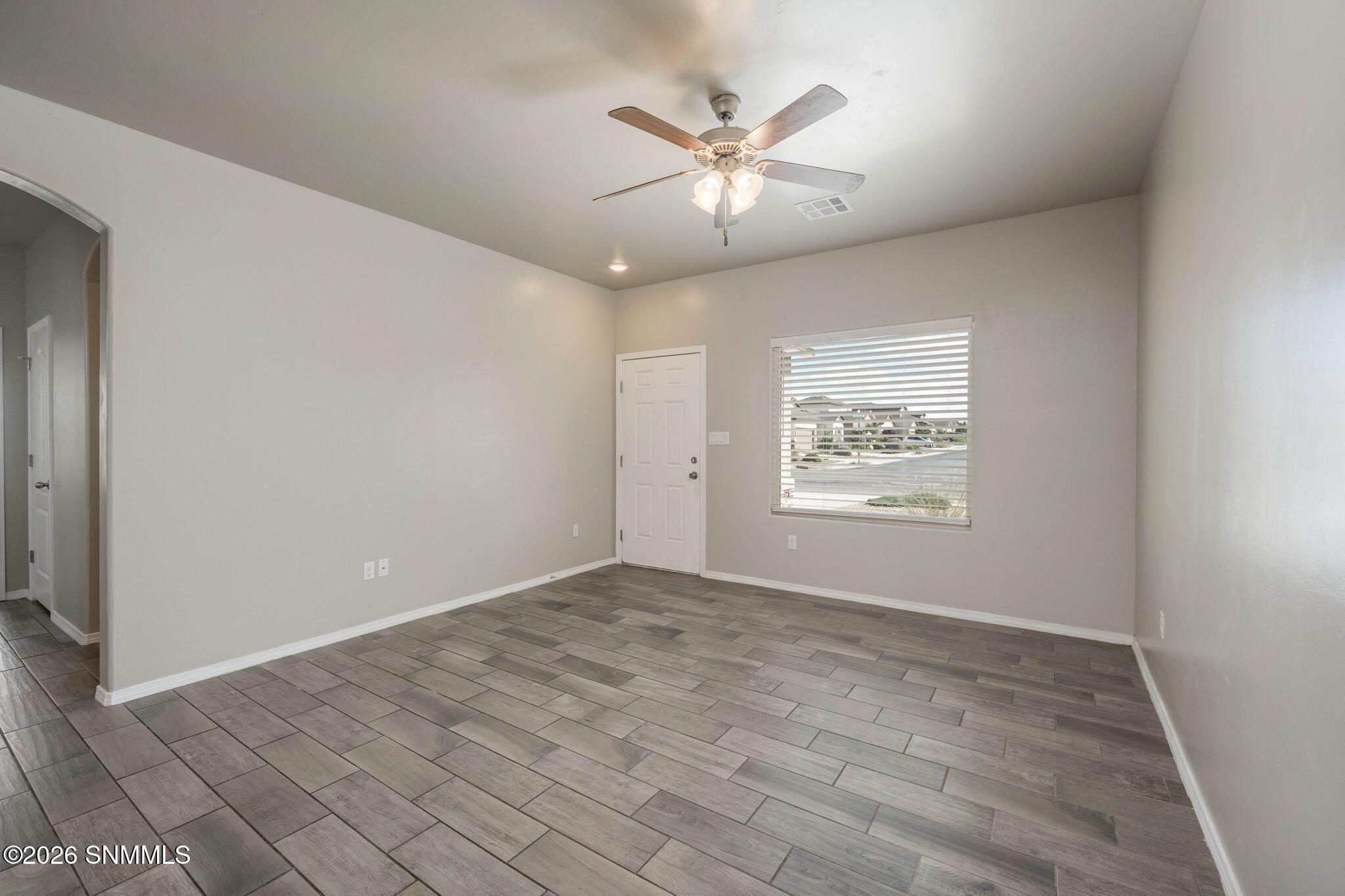 7-web-or-mls-Snappin Homes (Sirocco4795)