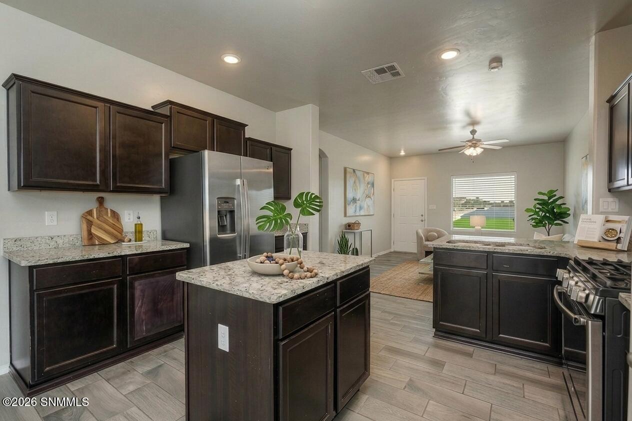 4795 Sirocco Kitchen 2 pic