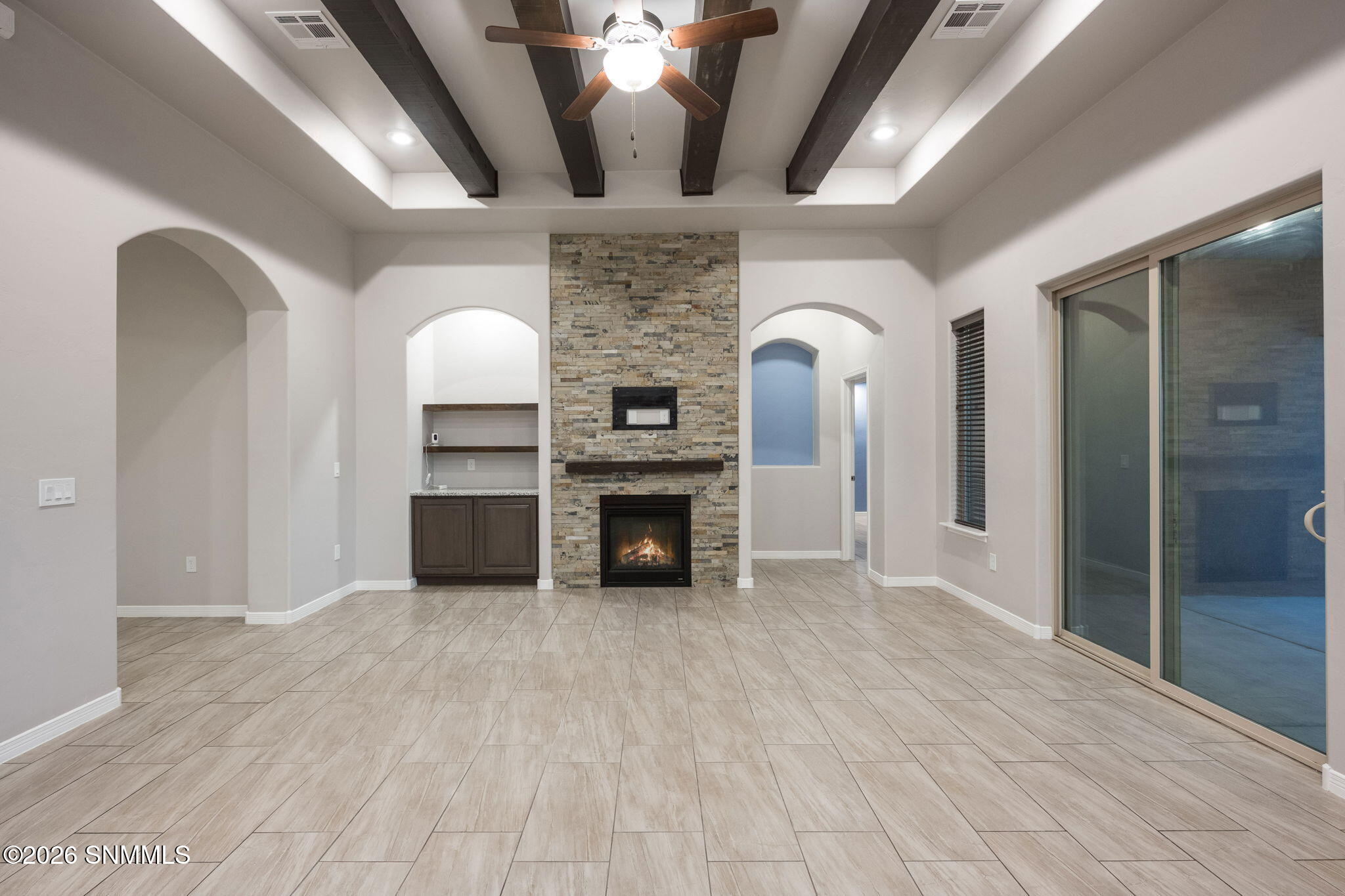 7-web-or-mls-Snappin Homes (ArcadiaPoint