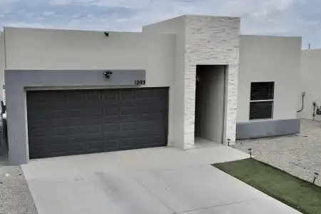 1093 Nickel Hill Avenue, Sunland Park, New Mexico 88008, 3 Bedrooms Bedrooms, ,2 BathroomsBathrooms,Residential,For Sale,Nickel Hill,2603270