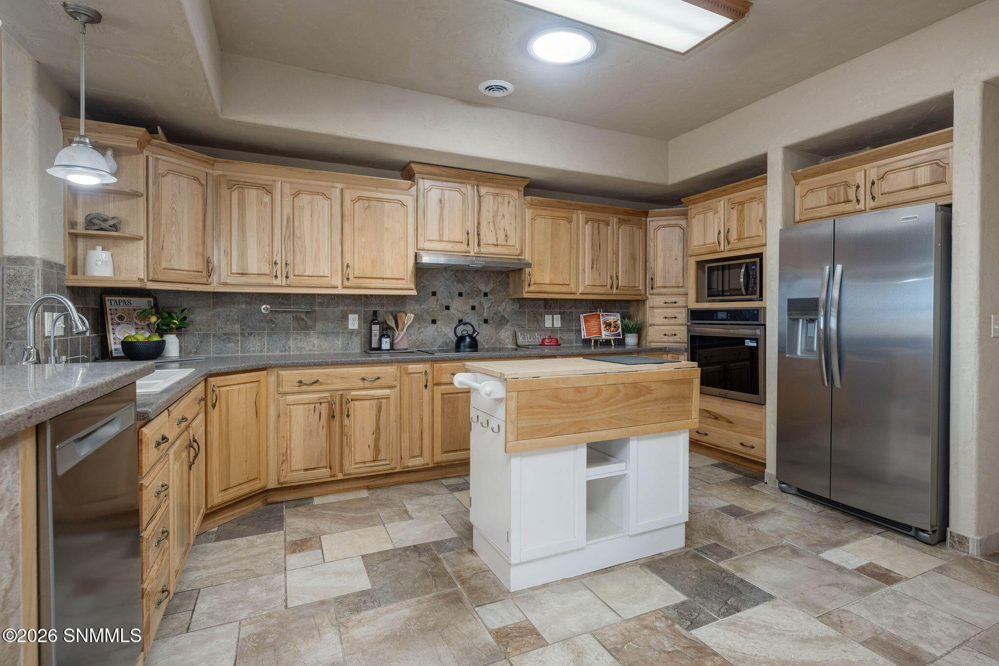 13-web-or-mls-Snappin Homes (Isleta4367)