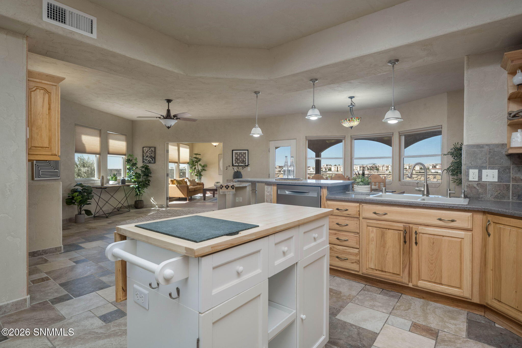 19-web-or-mls-Snappin Homes (Isleta4367)