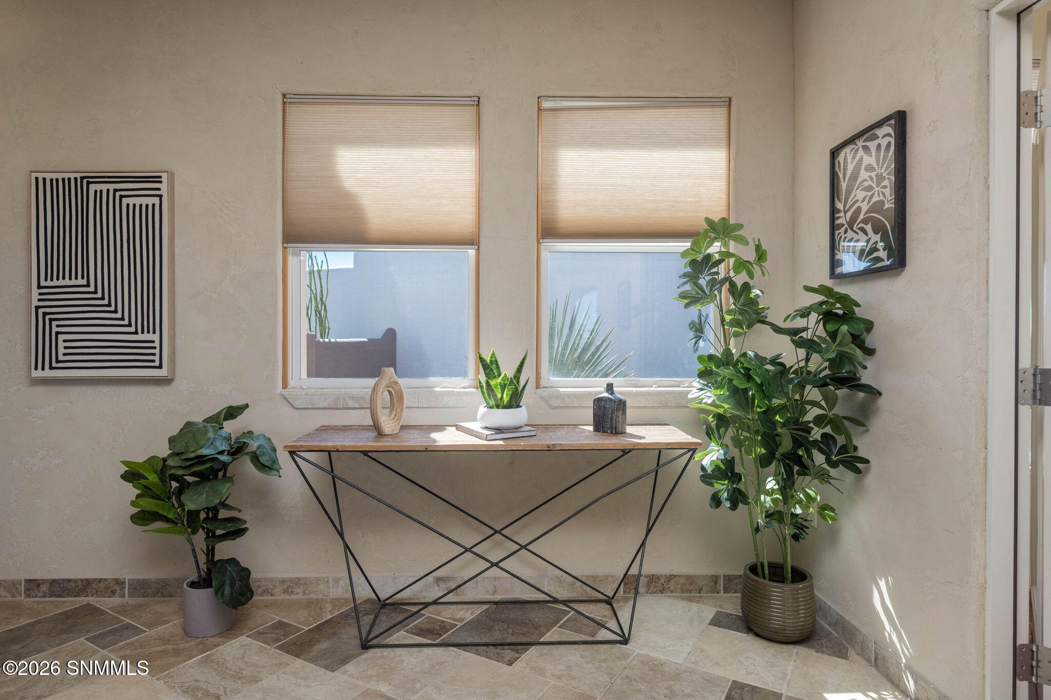 24-web-or-mls-Snappin Homes (Isleta4367)