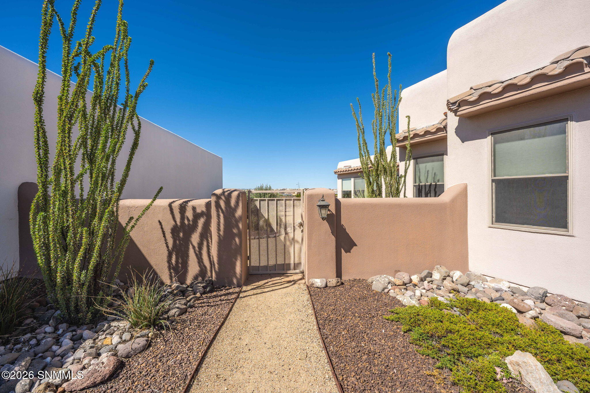 6-web-or-mls-Snappin Homes (Isleta4367)-