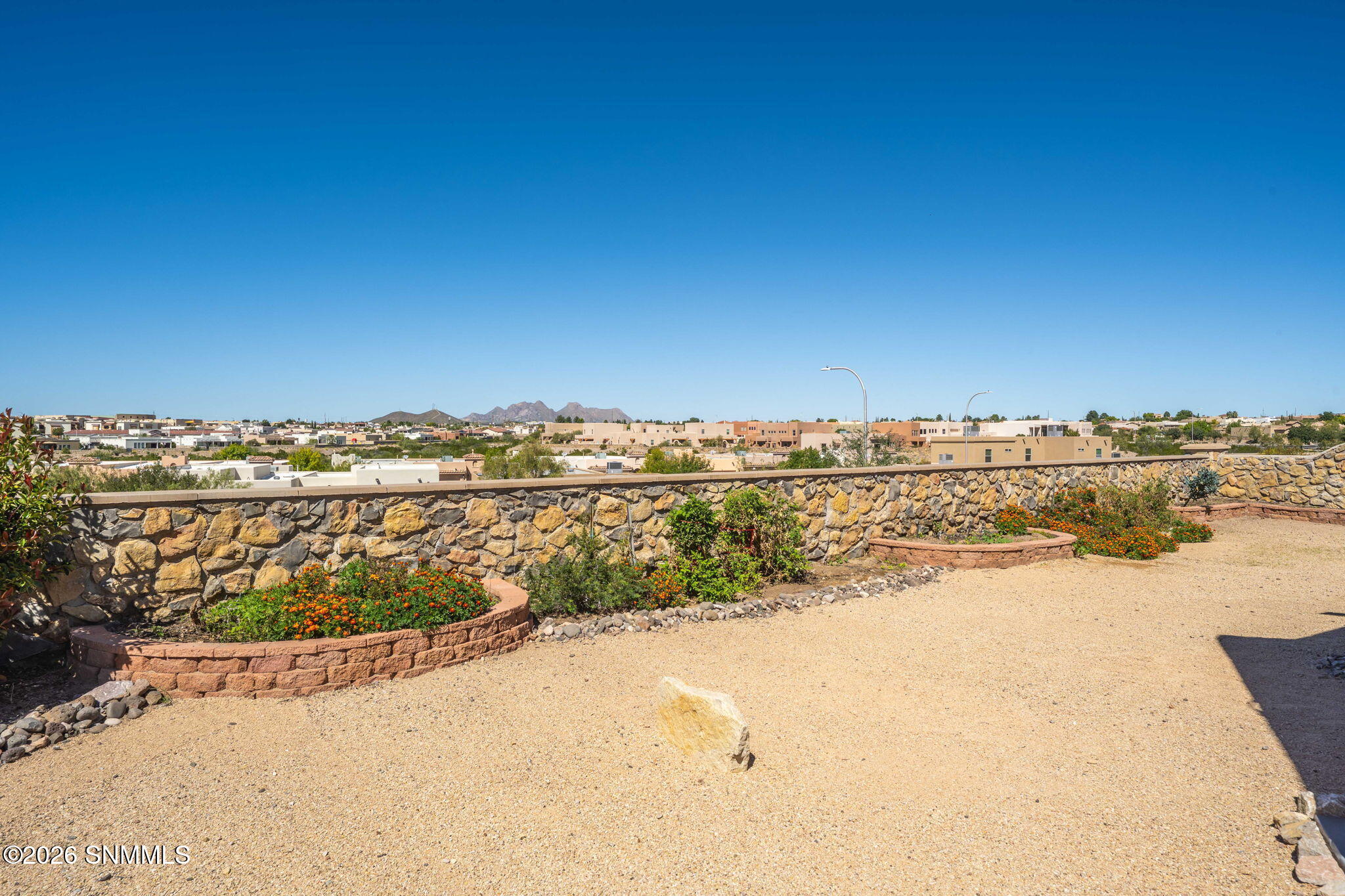 63-web-or-mls-Snappin Homes (Isleta4367)