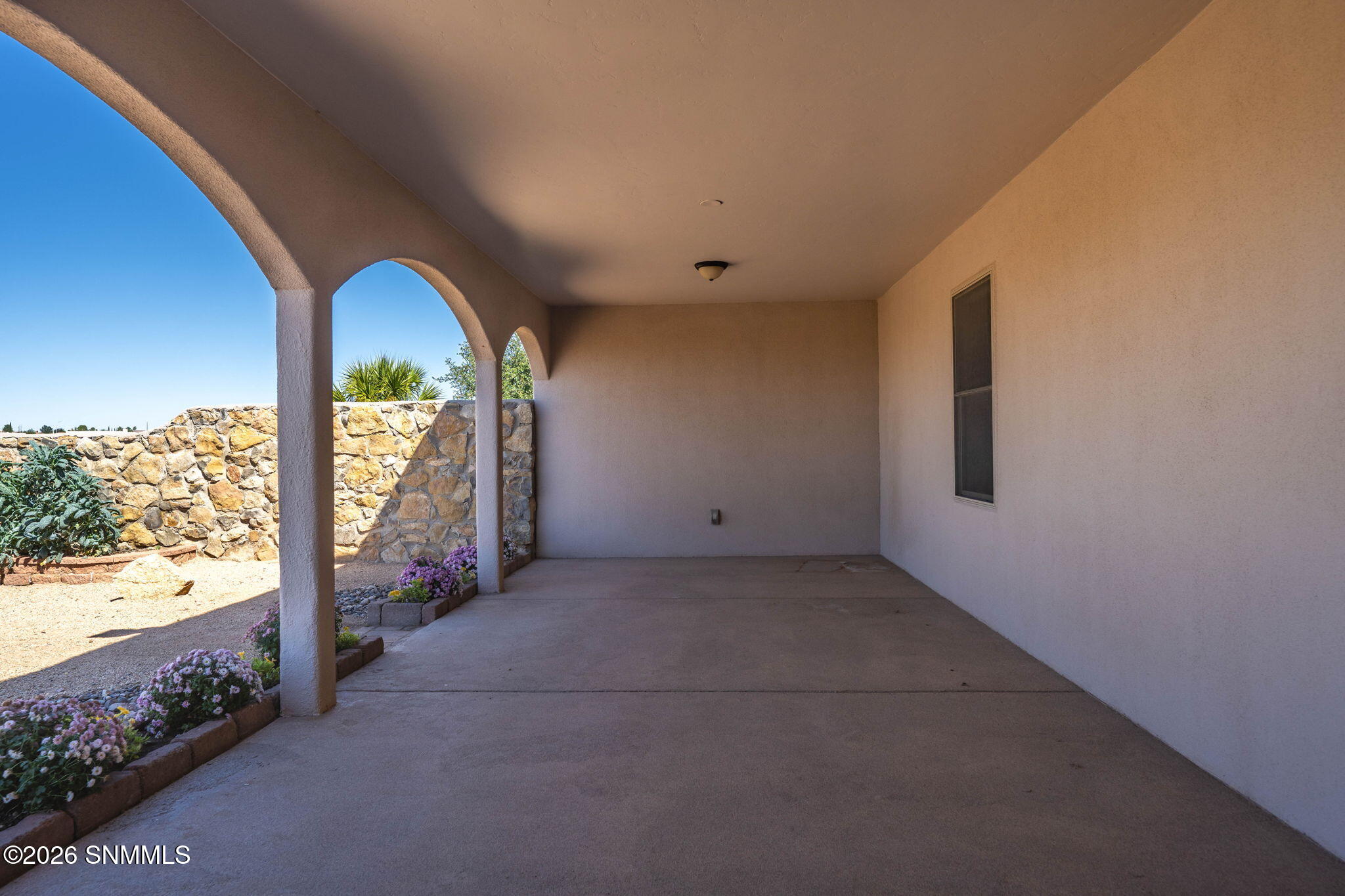 54-web-or-mls-Snappin Homes (Isleta4367)