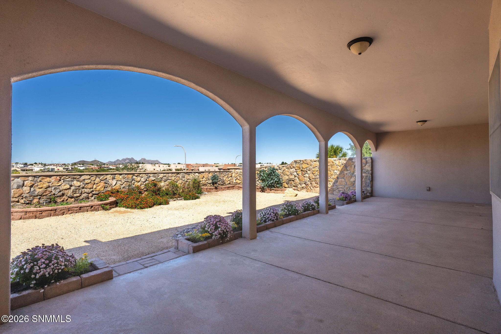 53-web-or-mls-Snappin Homes (Isleta4367)