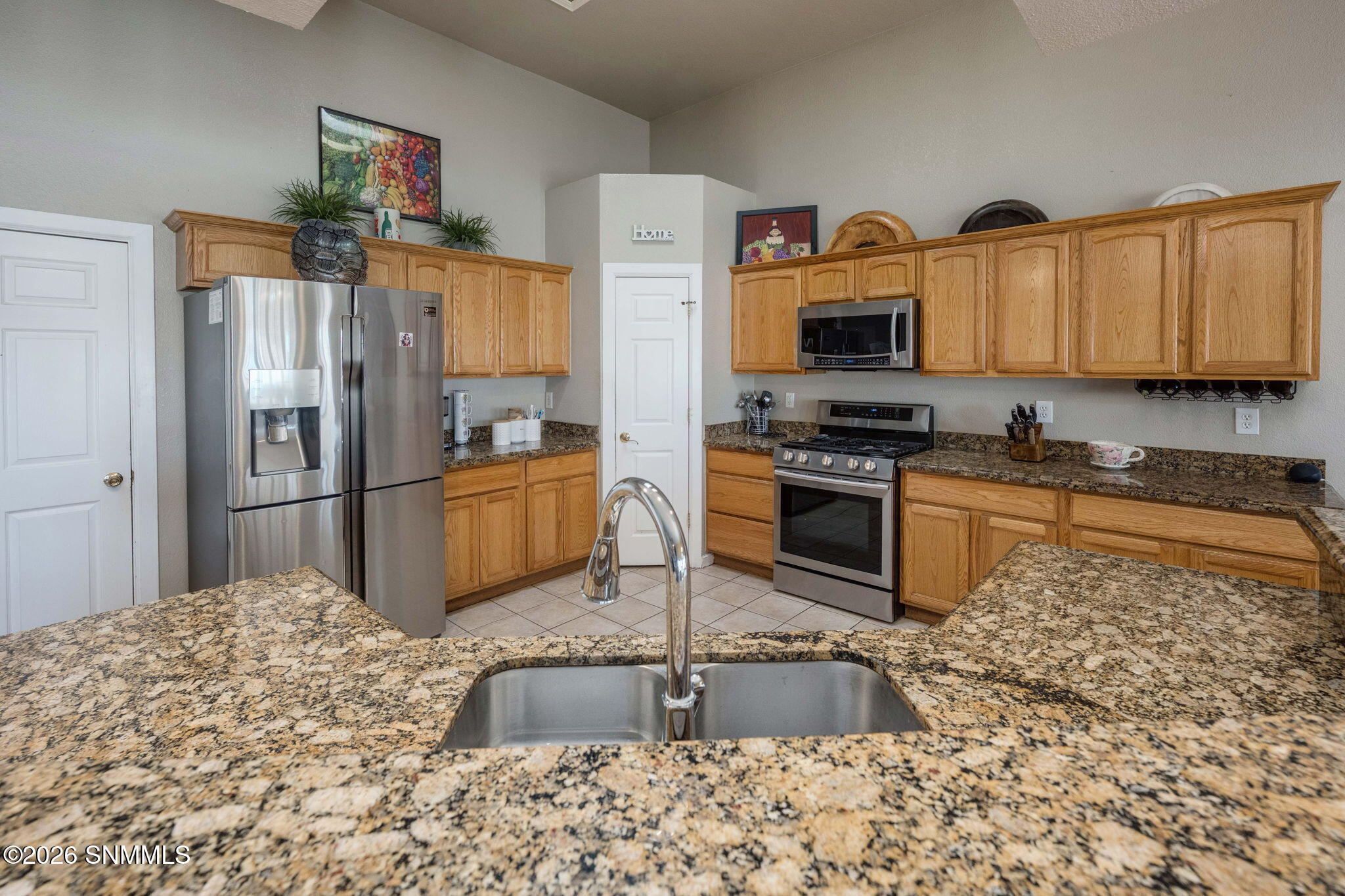 11-web-or-mls-Snappin Homes (Fourth1261)