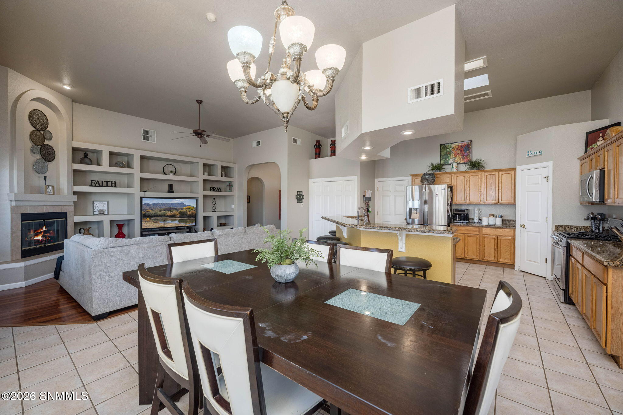 17-web-or-mls-Snappin Homes (Fourth1261)