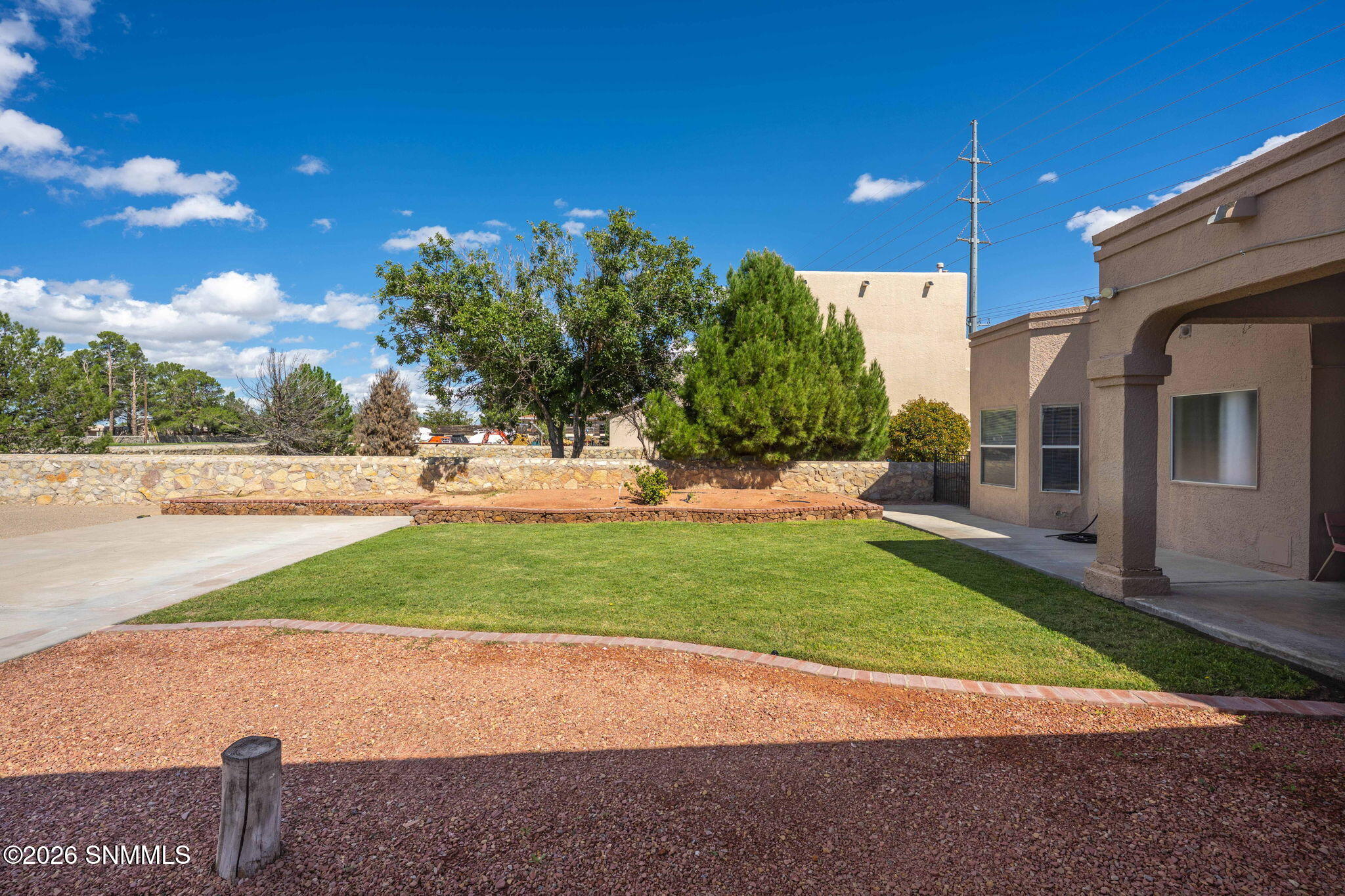 41-web-or-mls-Snappin Homes (Fourth1261)