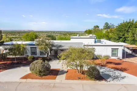 405 Feather Moon Drive, Santa Teresa, New Mexico 88008, 4 Bedrooms Bedrooms, ,3.25 BathroomsBathrooms,Residential,For Sale,Feather Moon,2603298