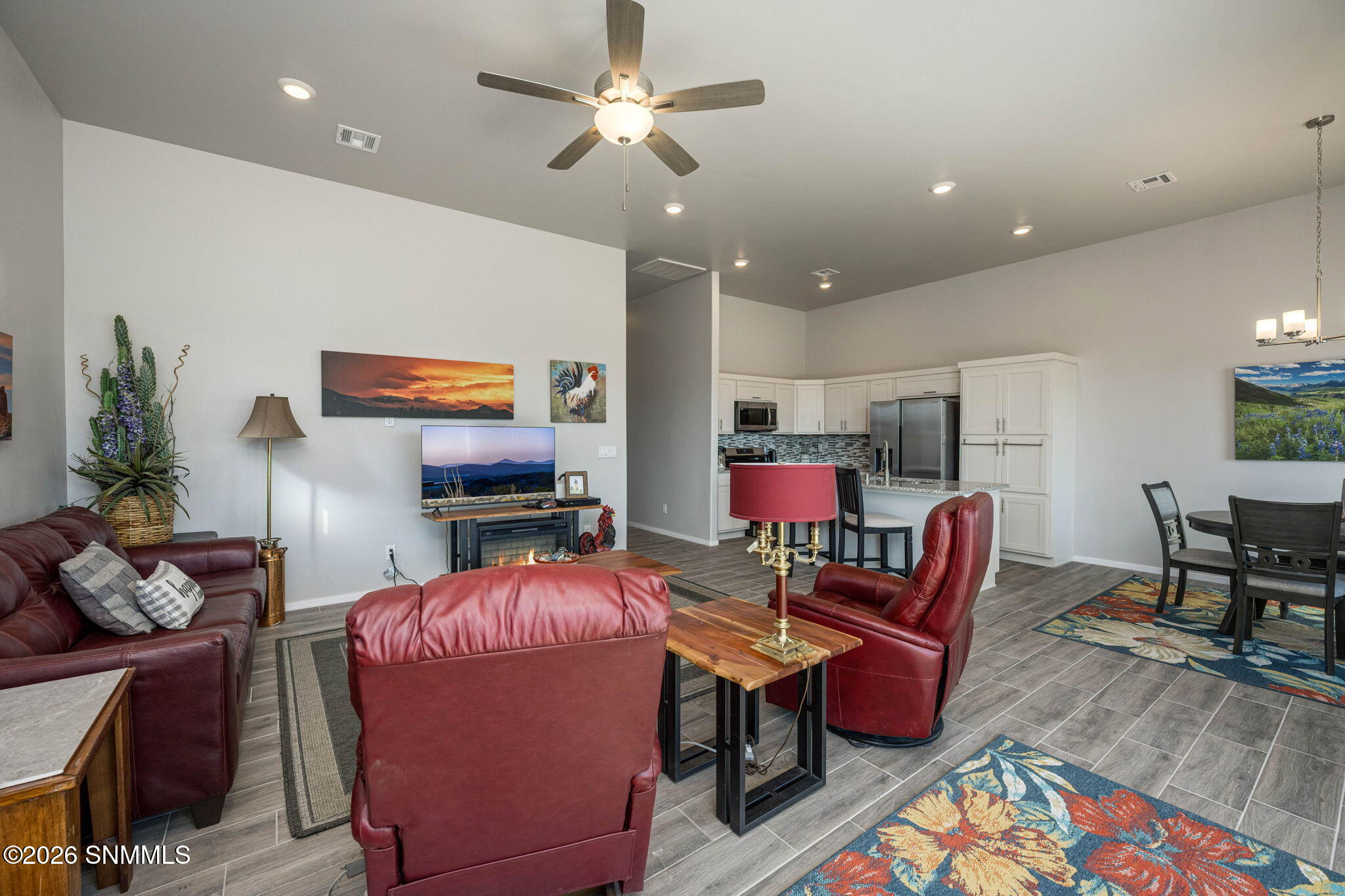11-web-or-mls-Snappin Homes (WildSky6112