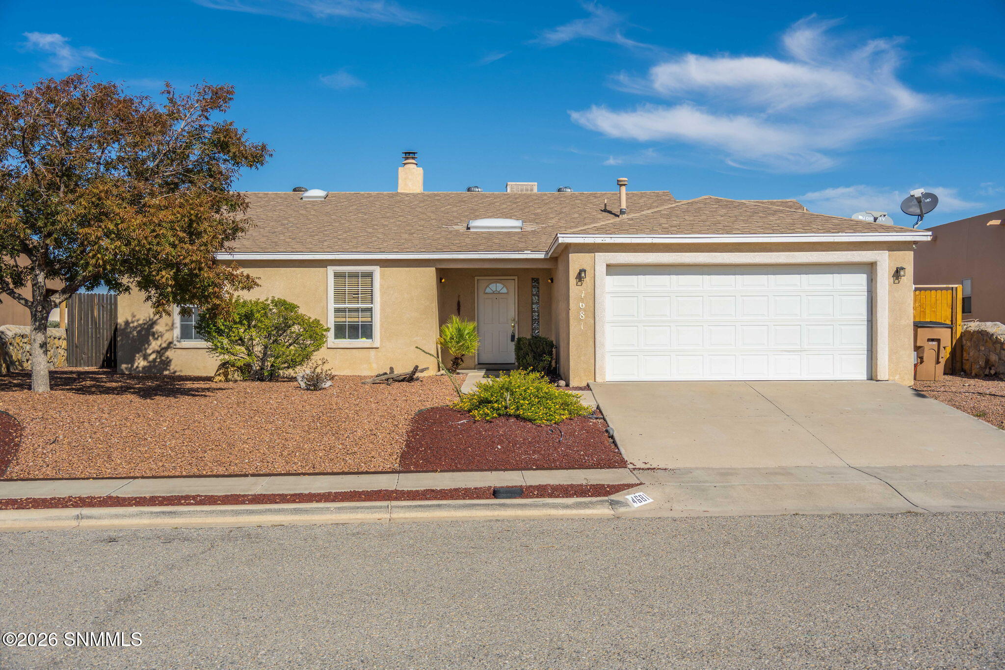 1-web-or-mls-Snappin Homes (NogalCanyon4