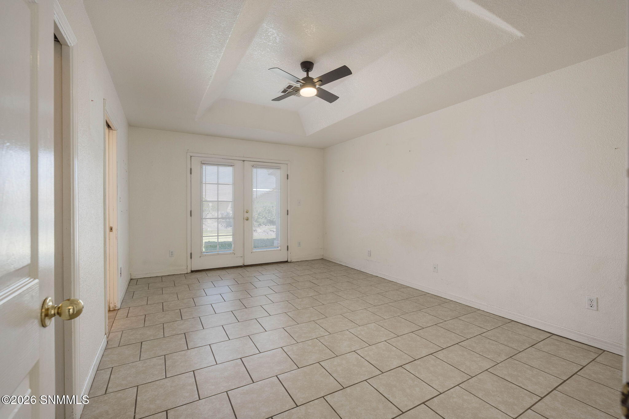 16-web-or-mls-Snappin Homes (NogalCanyon