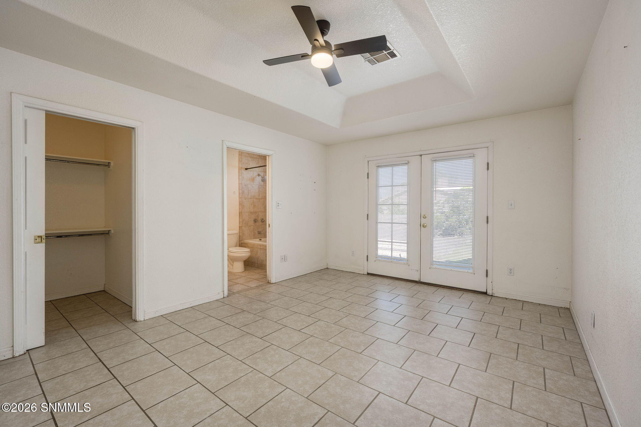 17-web-or-mls-Snappin Homes (NogalCanyon