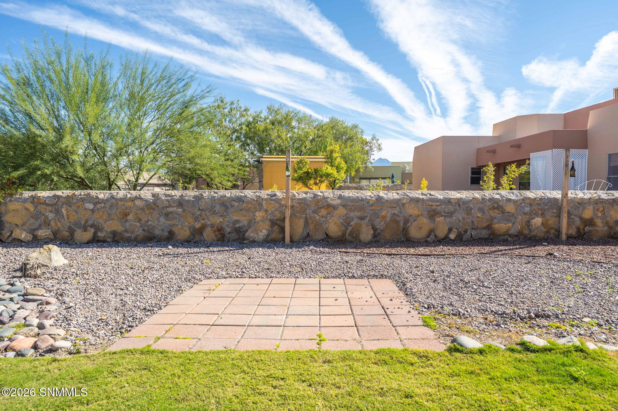 32-web-or-mls-Snappin Homes (NogalCanyon