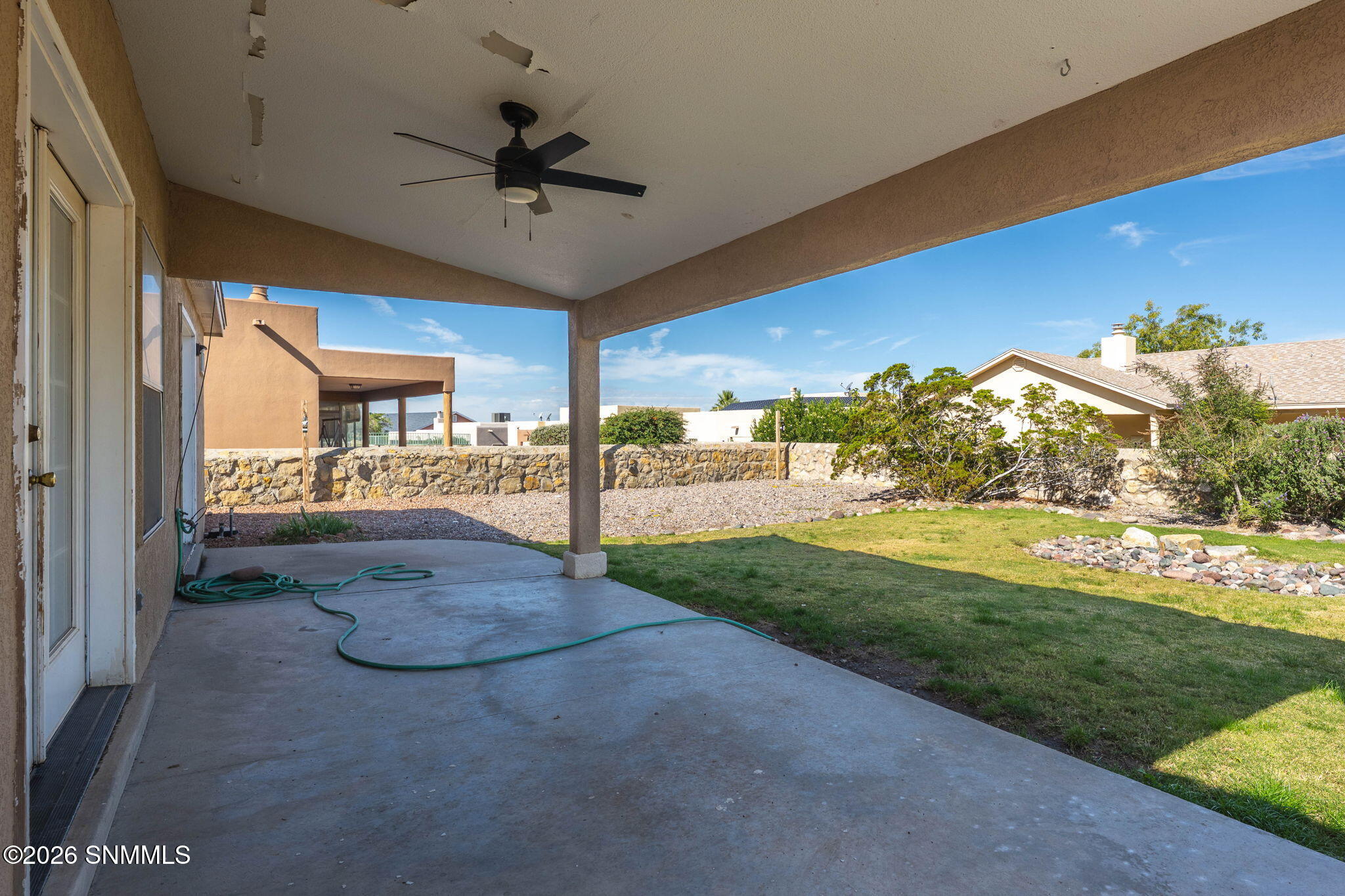 26-web-or-mls-Snappin Homes (NogalCanyon