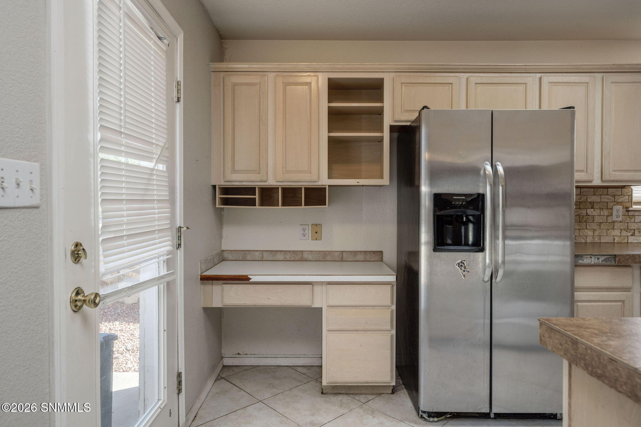10-web-or-mls-Snappin Homes (NogalCanyon