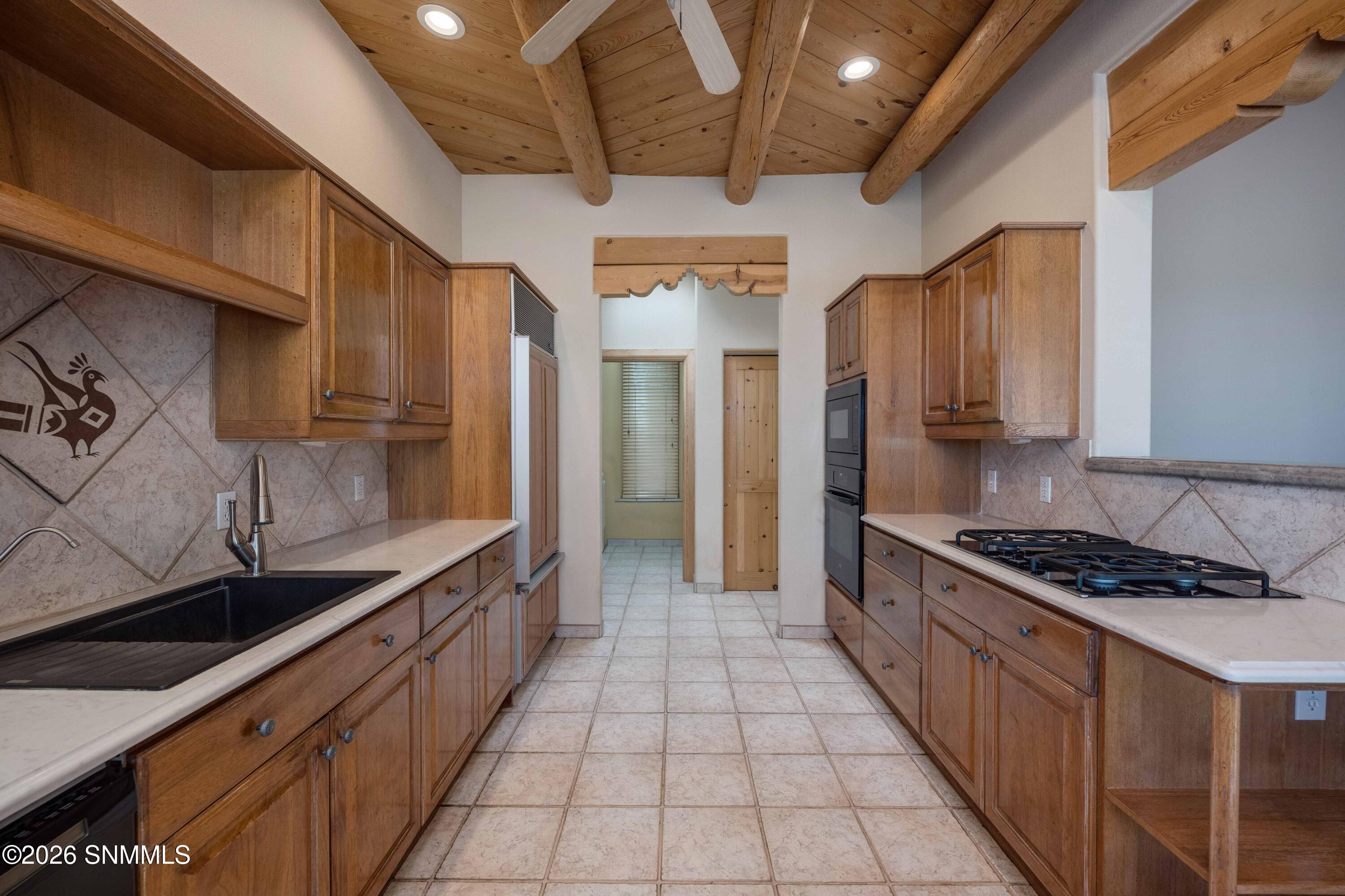 Kitchen 2