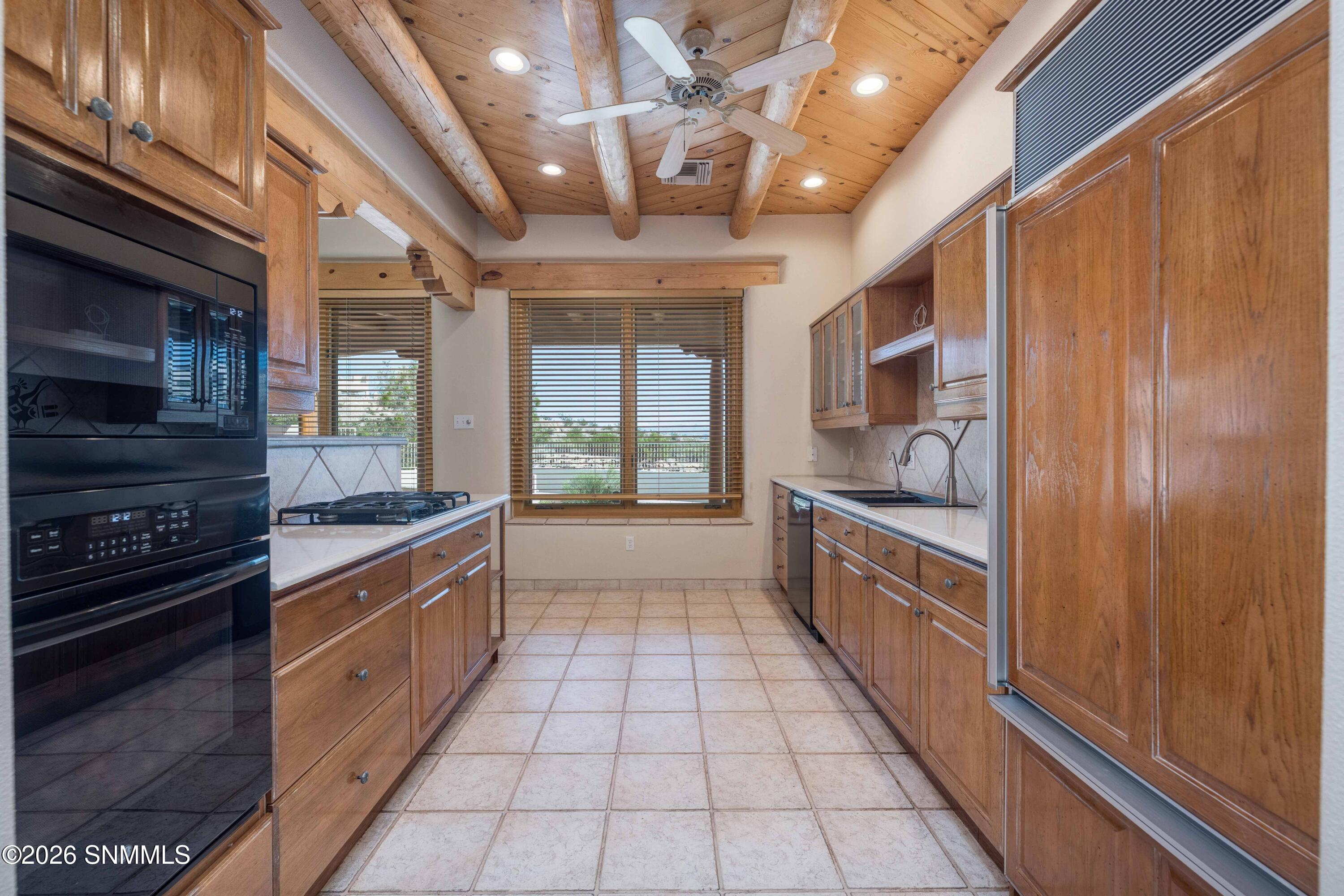 Kitchen 4