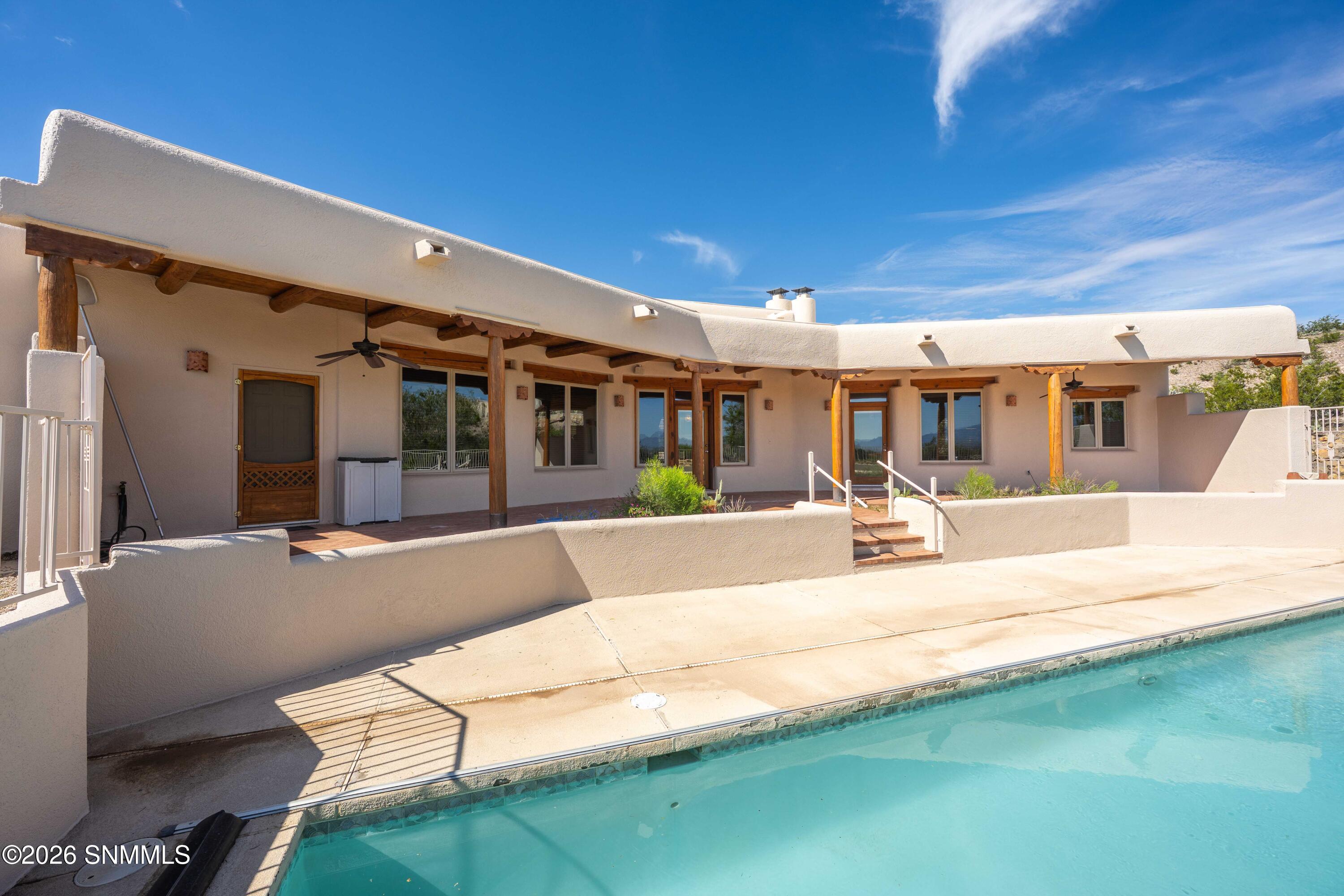 Pool & Patio