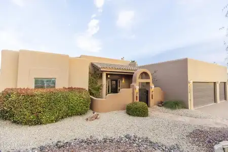 4176 Council Oak Road, Las Cruces, New Mexico 88011, 4 Bedrooms Bedrooms, ,2.5 BathroomsBathrooms,Residential,For Sale,Council Oak,2603316