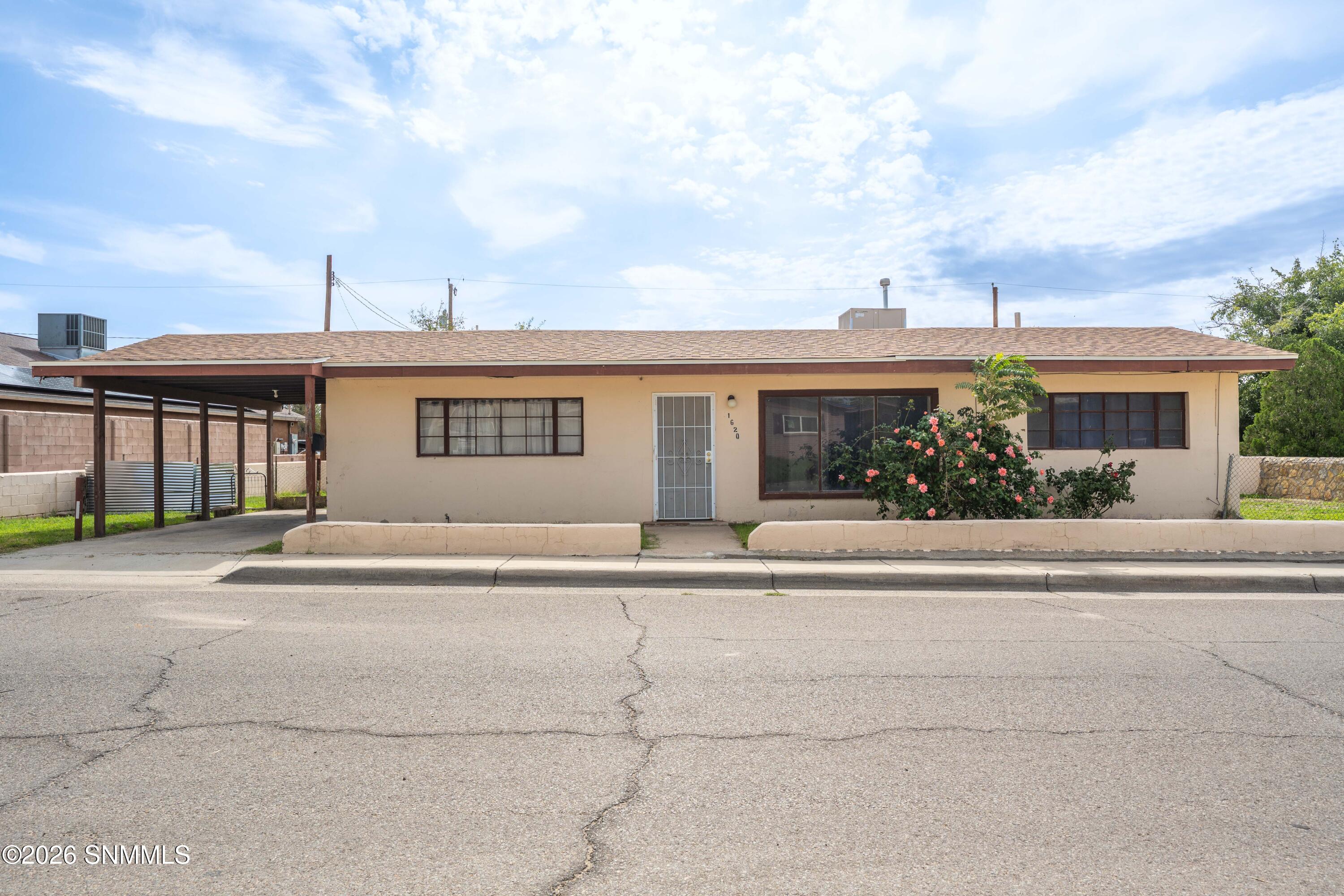 24-print-Snappin Homes (Boutz1517)-24