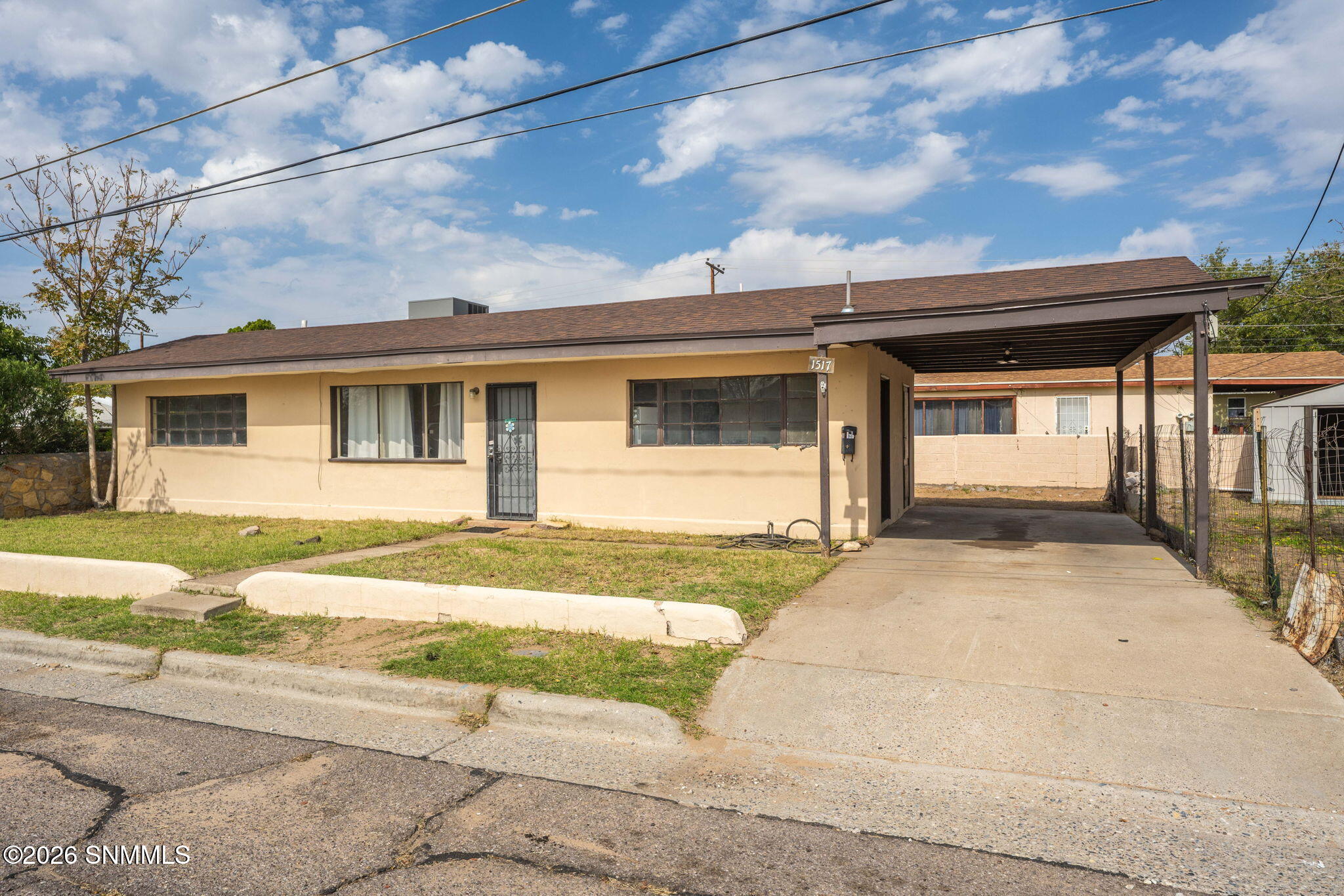 2-web-or-mls-Snappin Homes (Boutz1517)-2