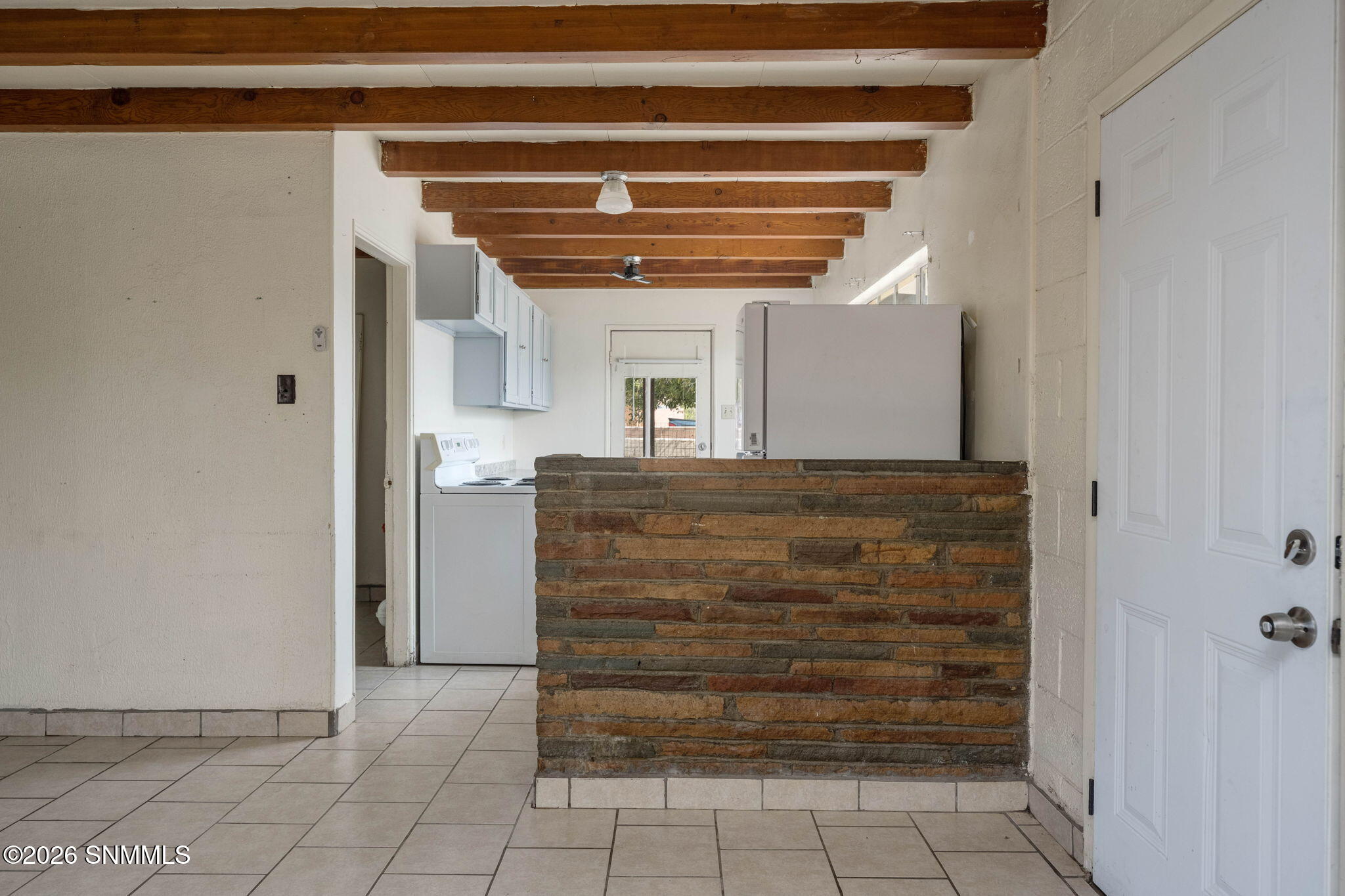 7-web-or-mls-Snappin Homes (Boutz1517)-7