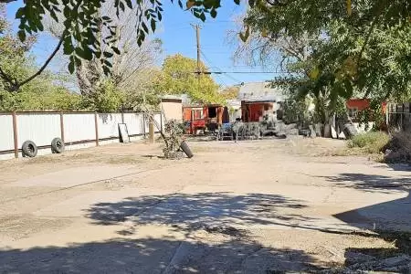 429 Columbus Road, Deming, New Mexico 88030, 2 Bedrooms Bedrooms, ,1 BathroomBathrooms,Residential,For Sale,Columbus,2302876