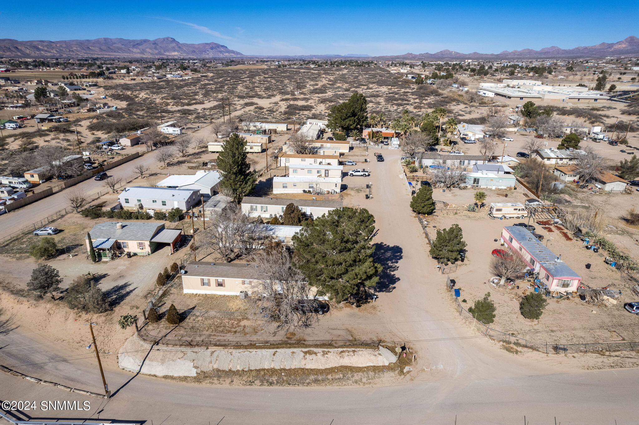 4-web-or-mls-Los Morenos 4505 NEW-4