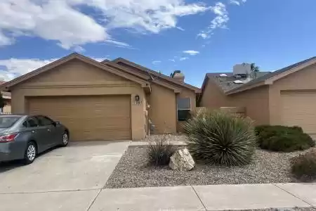 2347 Don Roser Drive Drive, Las Cruces, New Mexico 88011, 3 Bedrooms Bedrooms, ,2 BathroomsBathrooms,Residential,For Sale,Don Roser Drive,2400805