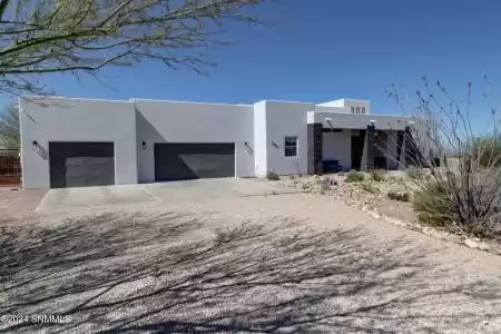 8560 Barrel Cactus Court, Las Cruces, New Mexico 88011, 4 Bedrooms Bedrooms, ,2.5 BathroomsBathrooms,Residential,For Sale,Barrel Cactus,2401126