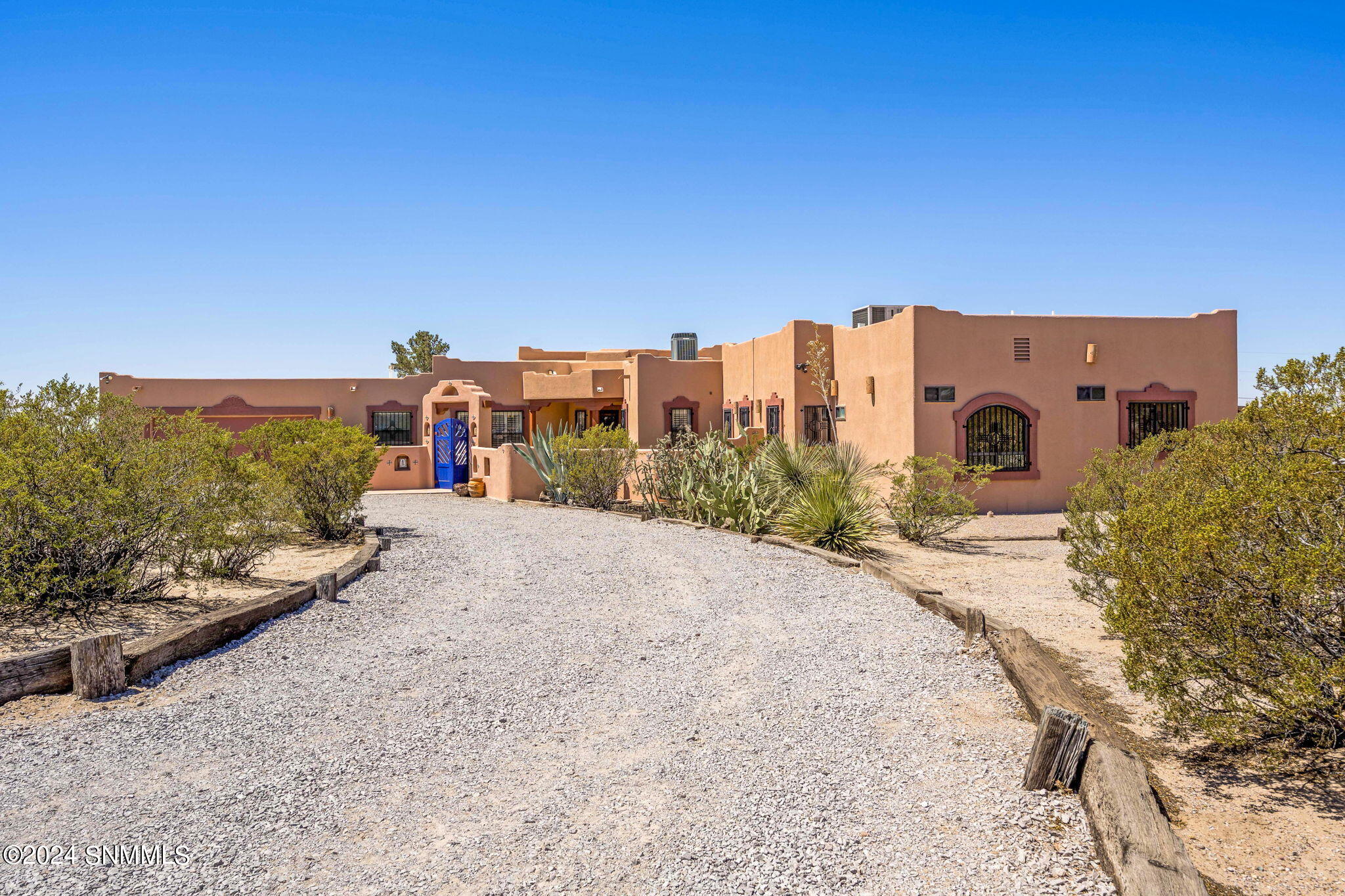 20-web-or-mls-Ocotillo 4930-2