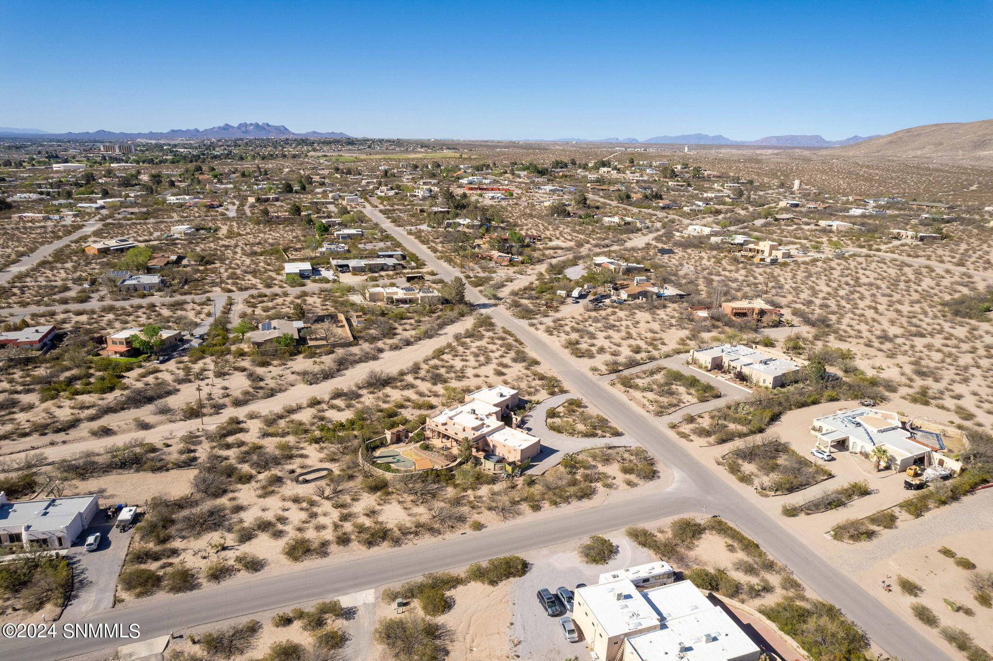 8-web-or-mls-Ocotillo 4930 ELEVATED-9