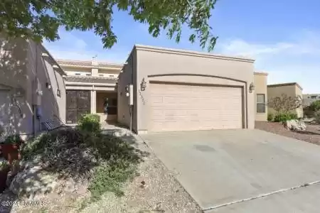 1232 Mission Nuevo Drive, Las Cruces, New Mexico 88011, 4 Bedrooms Bedrooms, ,2 BathroomsBathrooms,Residential,For Sale,Mission Nuevo,2401176