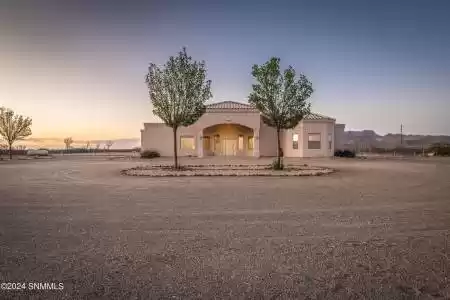 209 Vista Del Rey Drive, Vado, New Mexico 88072, 3 Bedrooms Bedrooms, ,3 BathroomsBathrooms,Residential,For Sale,Vista Del Rey,2401249