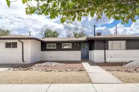 910 Calle del Encanto, Las Cruces, New Mexico 88005, 4 Bedrooms Bedrooms, ,1.75 BathroomsBathrooms,Residential,For Sale,Calle del Encanto,2401345