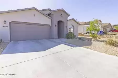 4693 Powder River Drive, Las Cruces, New Mexico 88012, 4 Bedrooms Bedrooms, ,2 BathroomsBathrooms,Residential,For Sale,Powder River,2401575